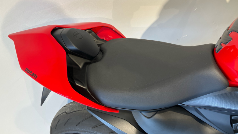 Ducati Streetfighter V2 (22MY)